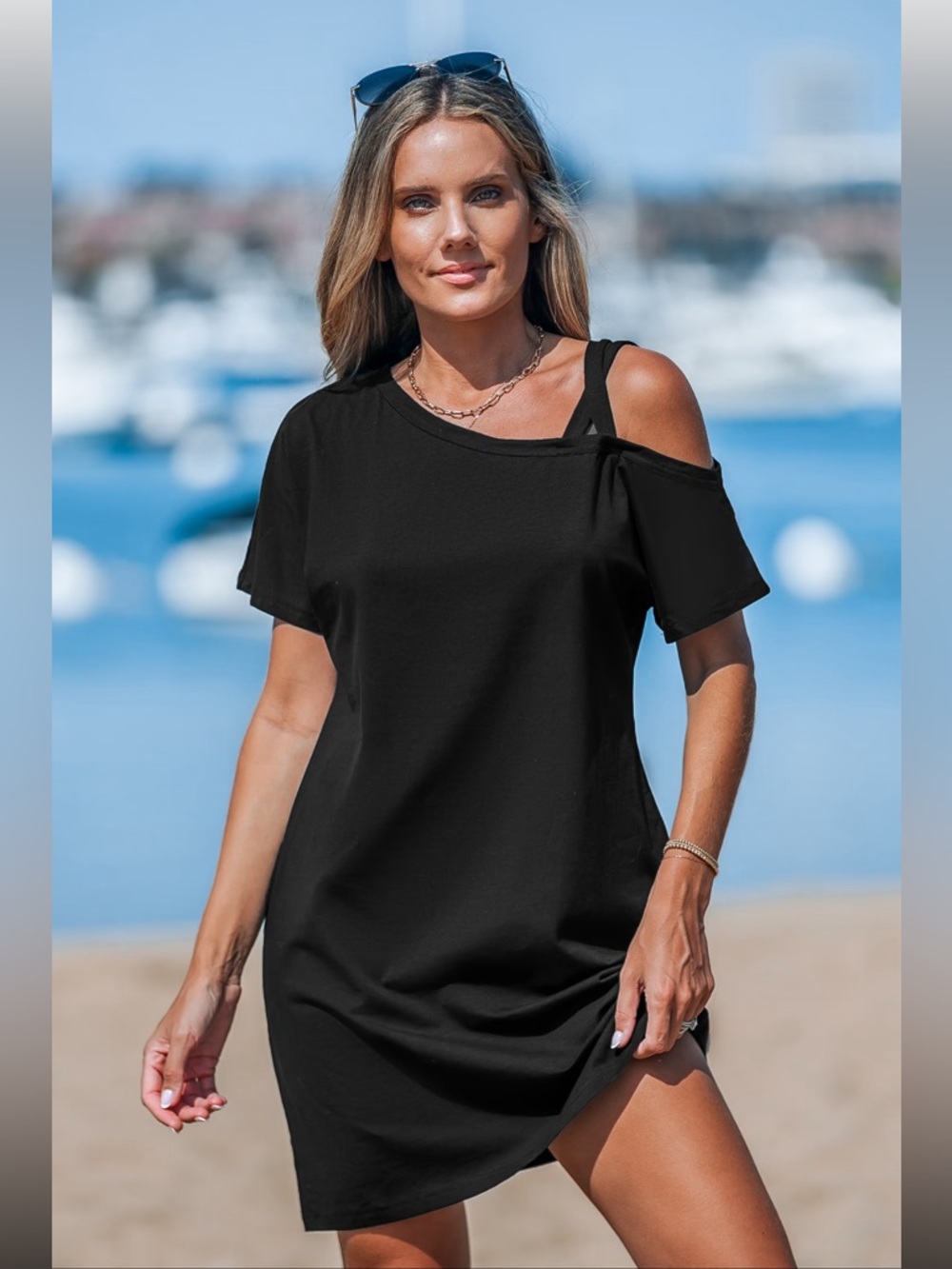 NWT Women’s Black Cold-Shoulder jersey Dress